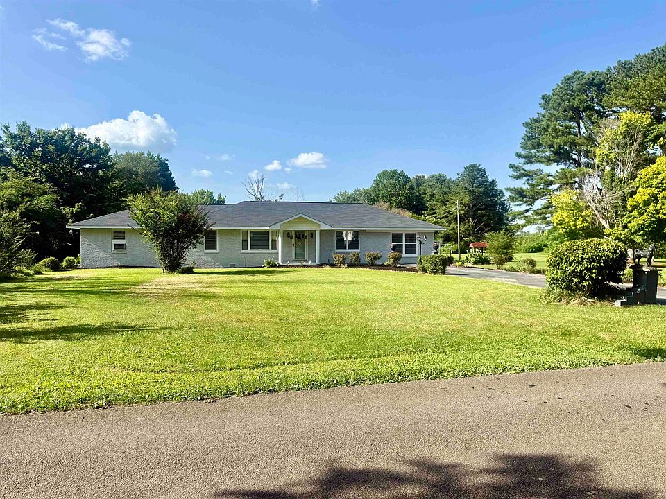 1st image of 90 Haygood Cir