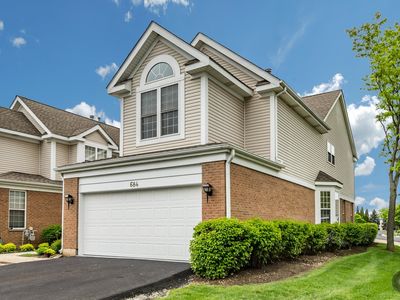684 Citadel Dr, Westmont, IL, 60559