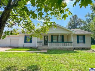 8883 Rosedale Rd, Terre Haute, IN 47805