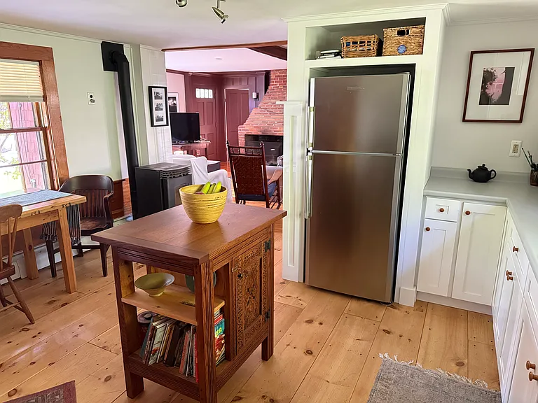 22 Wellington Rd — Photo 5