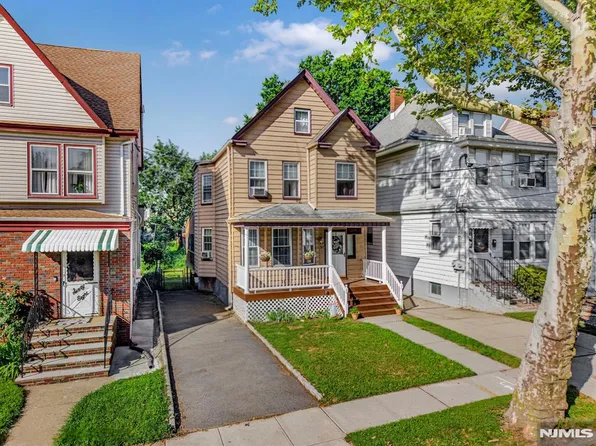 64 Pavonia Ave, Kearny, NJ 07032
