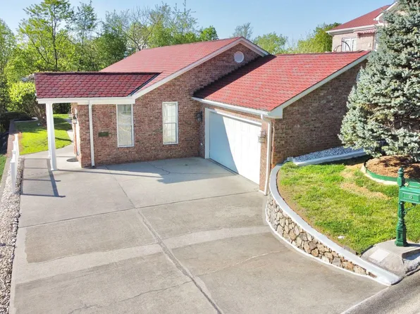 4040 Southmont Dr SW, Roanoke, VA 24014