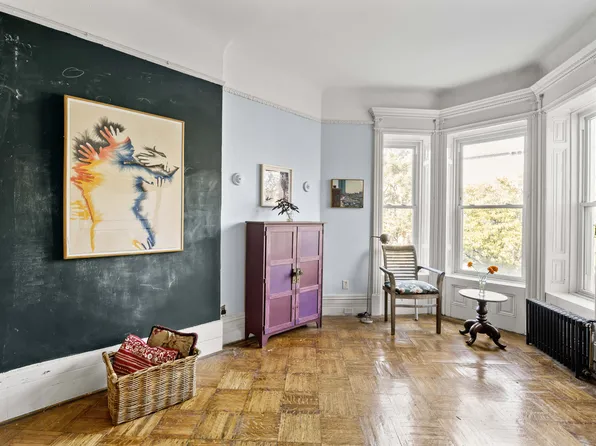 882 Park Place image 23 of 49