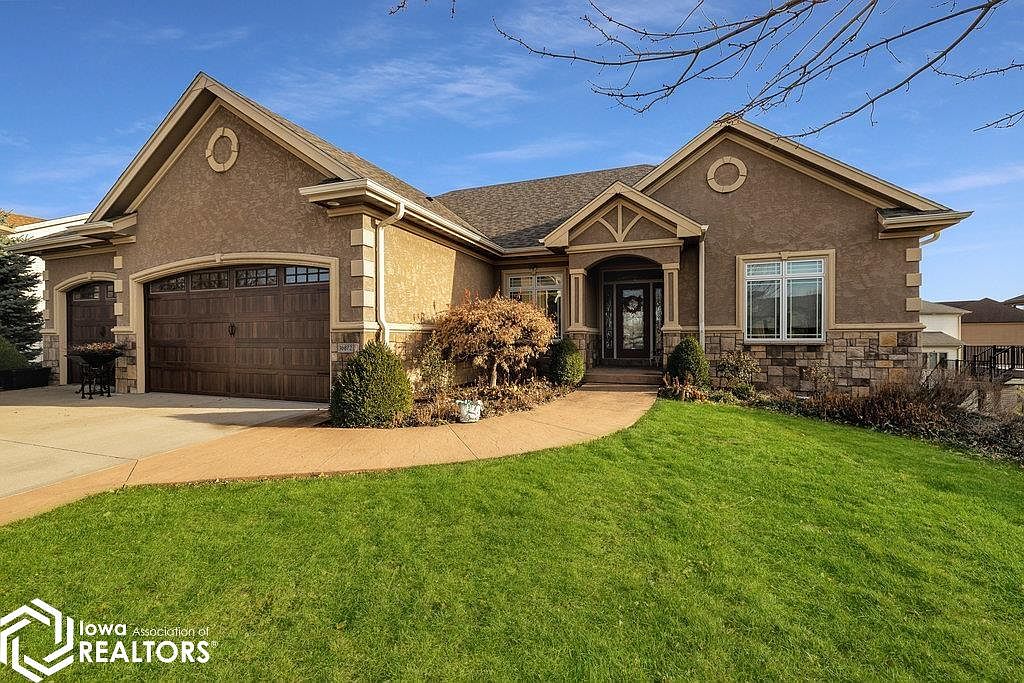 16872 Tanglewood Dr, Clive, IA 50325 Zillow