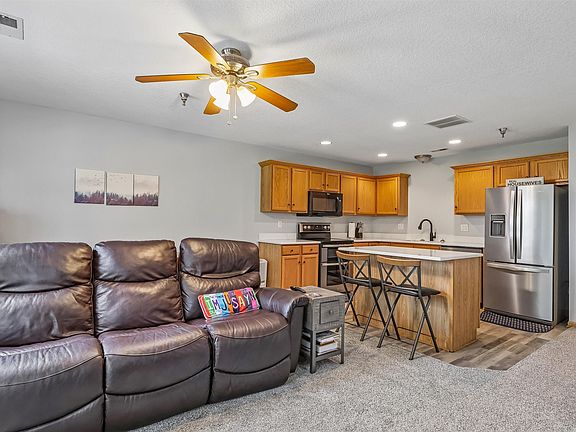 5th image of 2150 NE 18th St Unit 42