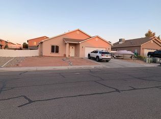 608 Bishop Ln, Farmington, NM 87401
