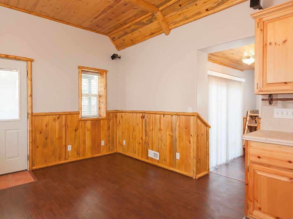 1st image of 39297 Crest Ln