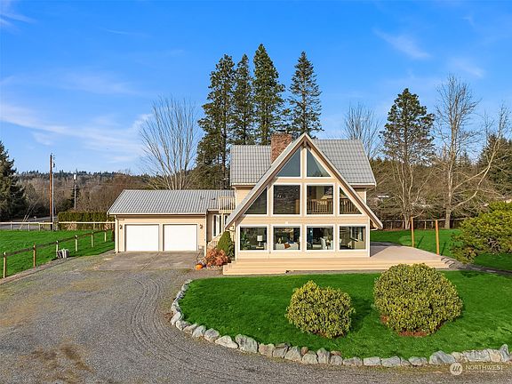 4th image of 11205 159th Avenue SE