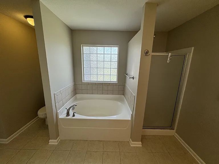 186 Whitman Aly — Photo 24