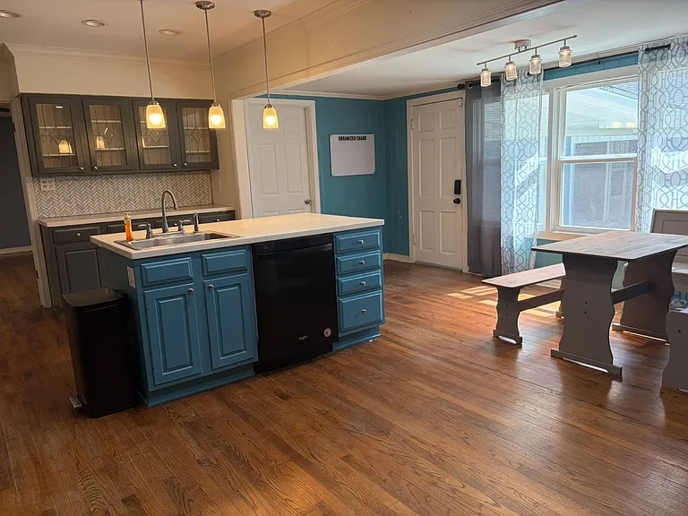1222 N Washington St — Photo 10