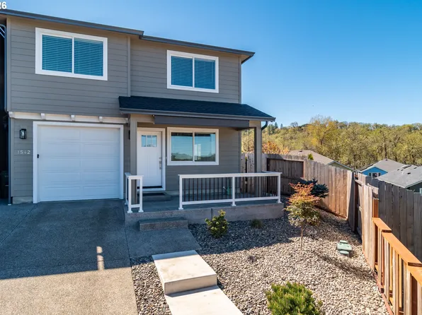 1542 W Thyme Dr, Roseburg, OR 97471