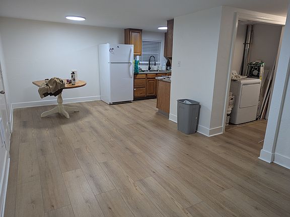 3rd image of 4202 NE 114th Ave #A