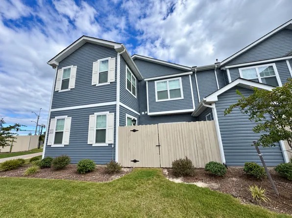 5013 Hawkins Mill Way, Virginia Beach, VA 23455