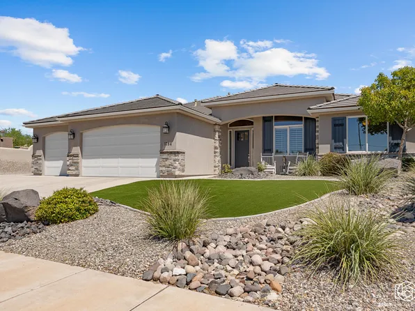 1784 Lava Cove Dr, Santa Clara, UT 84765