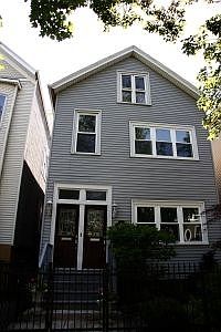 2nd image of 3041 N Southport Ave