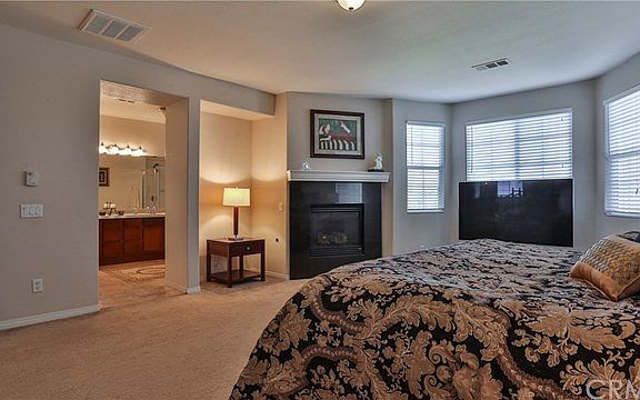 3rd image of 41010 Seafoam Cir