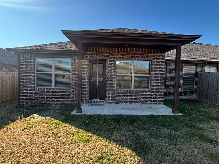 510 Vee St — Photo 14
