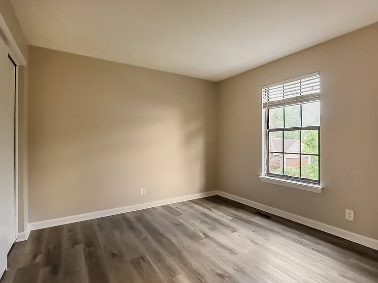 6722 Foxfire Dr — Photo 11