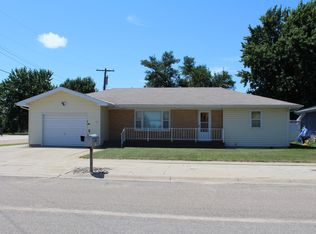 117 S Harrington St, Ainsworth, NE 69210