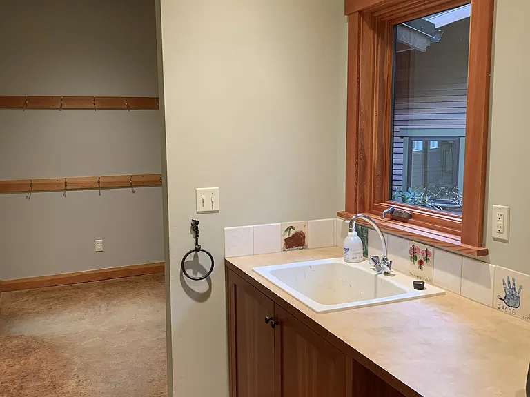 Mud and laundry room
