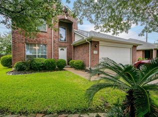 5211 Caprock Dr, Pearland, TX 77584