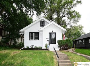 4415 Barker Ave, Omaha, NE 68105