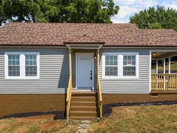 325 Gregory St, Winston Salem, NC 27101