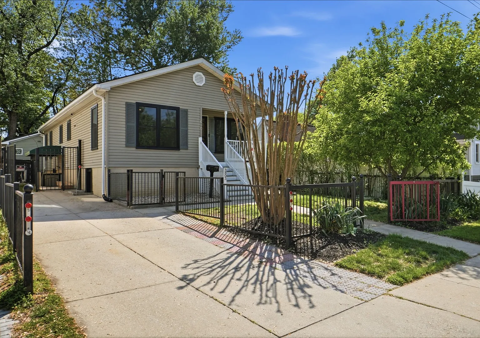 3803 Allison St — Photo 3