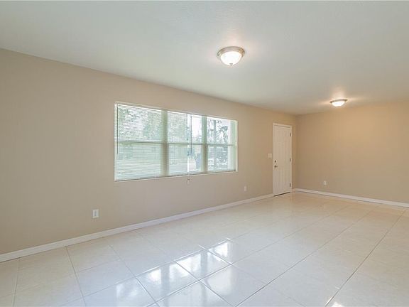 5th image of 3006 E 28th Ave
