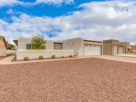 2nd image of 26601 S Nicklaus Dr