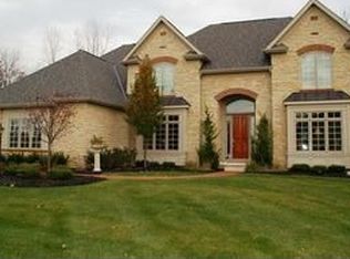 8280 Bibury Ln, Dublin, OH