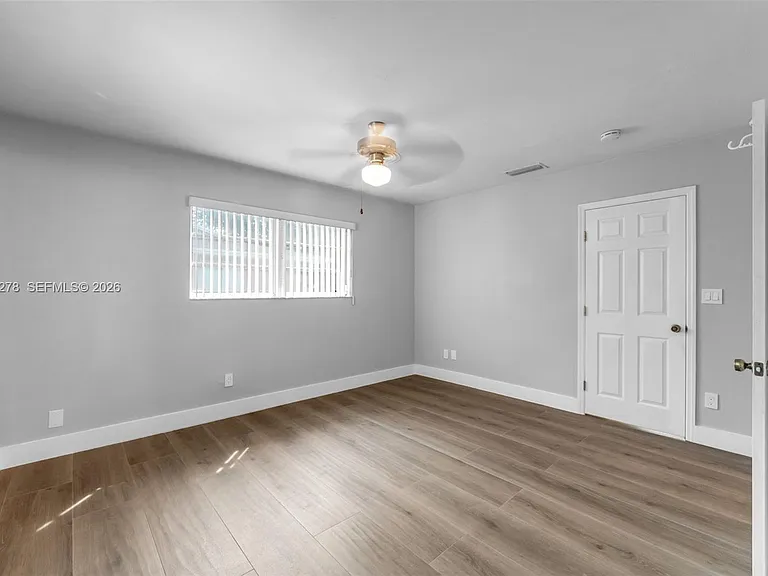 9121 Ridgeland Dr — Photo 21