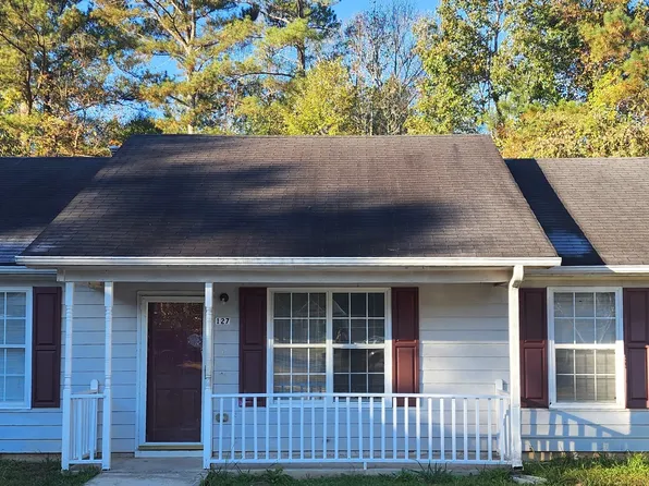 127 Tuscany Ln, Griffin, GA 30223