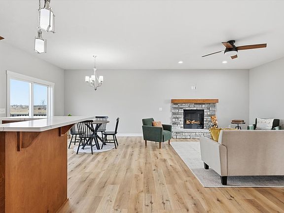 4th image of 19776 Mayfield Cir