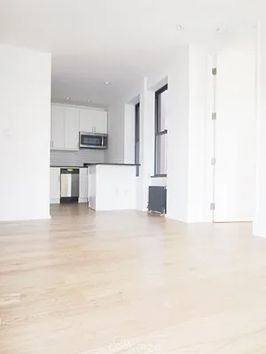 Rented by City Connections Realty | media 4