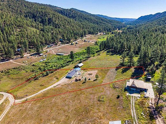 3rd image of 720 Bear Creek Circle