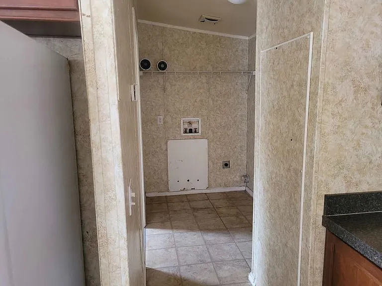 120 Shady Ln — Photo 8