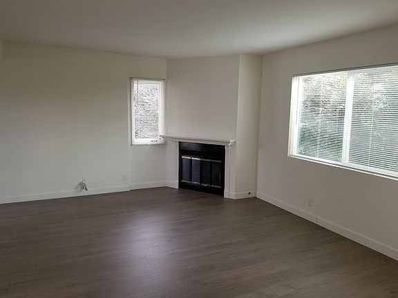 2nd image of 222 S Salinas St #C