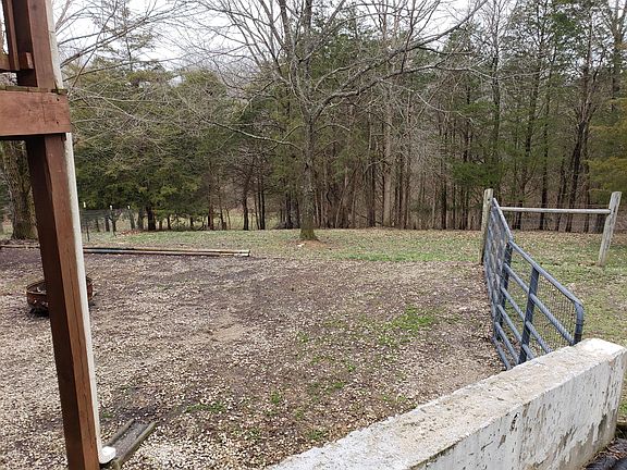 5th image of 494 Meadowood Dr