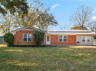 517 Kisatchie Dr, Dry Prong, LA 71423