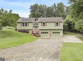 1090 Hickory Rd, Canton, GA 30115