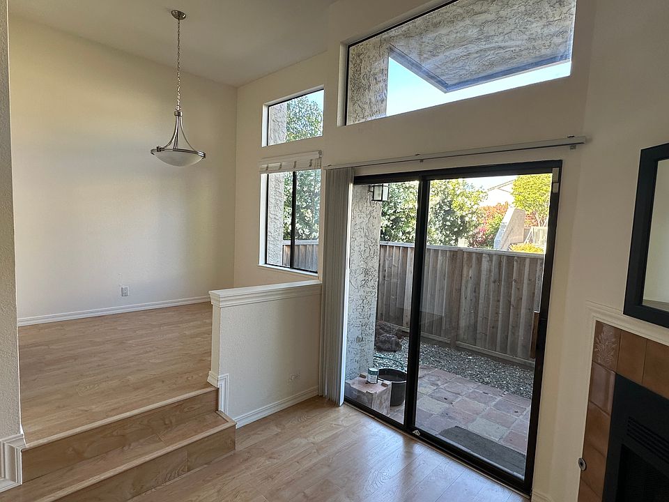 Dining room area with room for a table of four