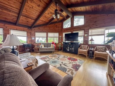 94-2088 S Point Rd, Naalehu, HI, 96772