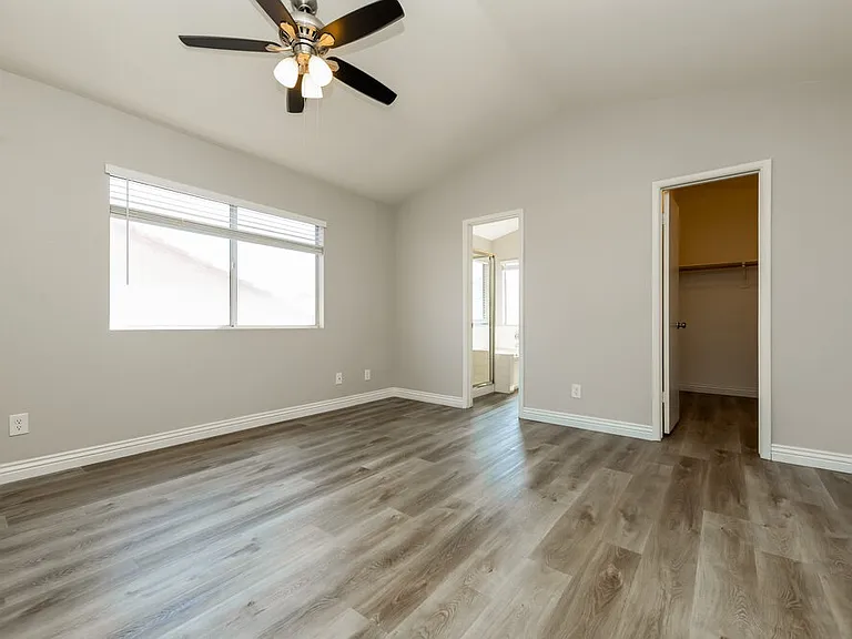 1915 Casa Verde Dr — Photo 10