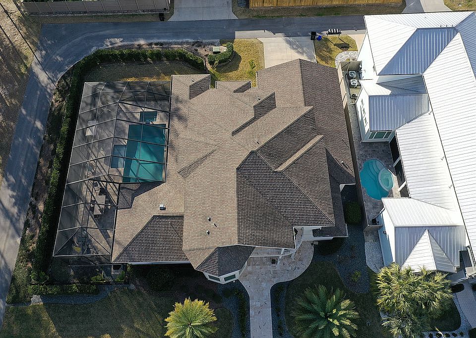 2nd image of 750 SW 132nd Dr