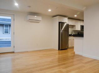 548 Main St #2, Sturbridge, MA 01566