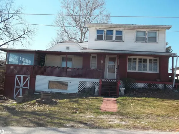 608 S Division St, Creston, IA 50801