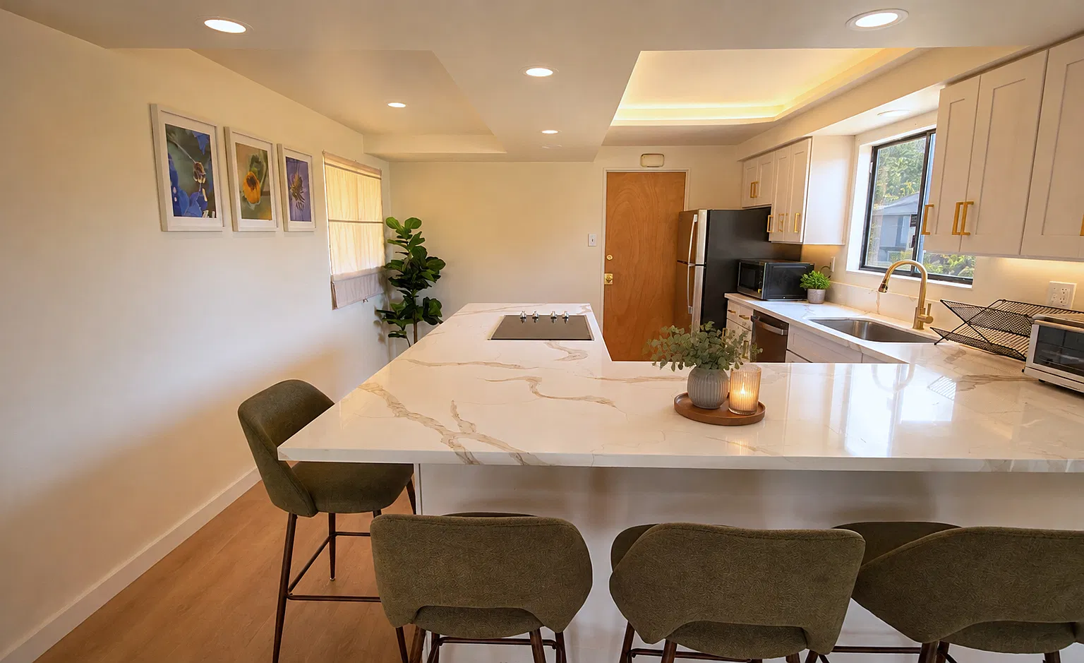 3 bed, 1477 sqft, $4,900 — Photo 4