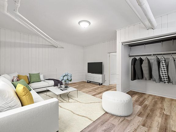 3rd image of 2222 Girard Ave S #13