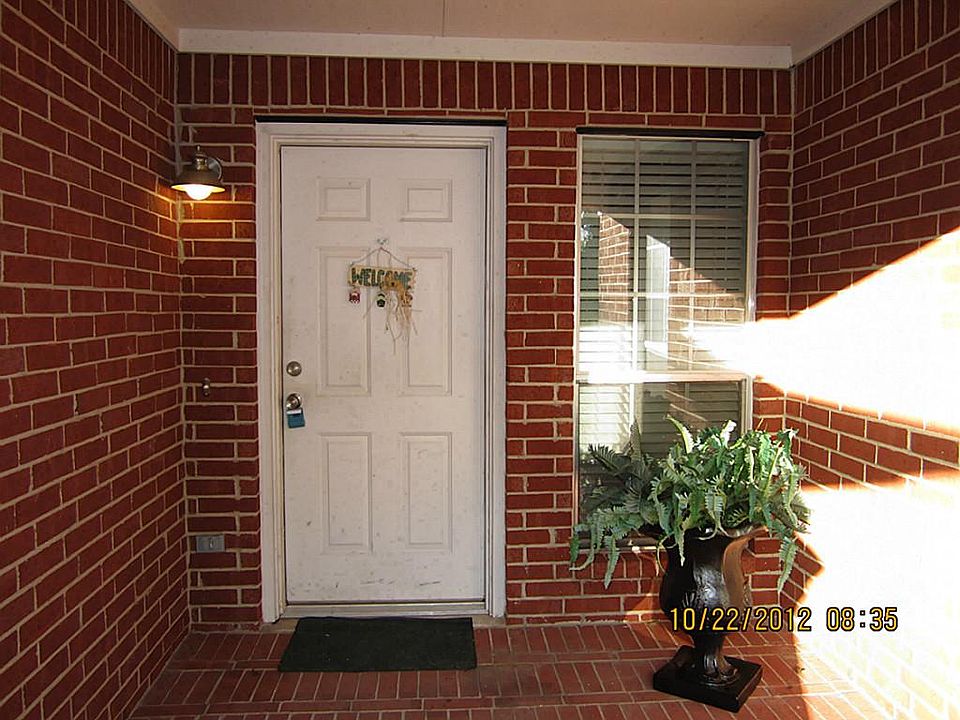 1st image of 4341 Country Club Dr